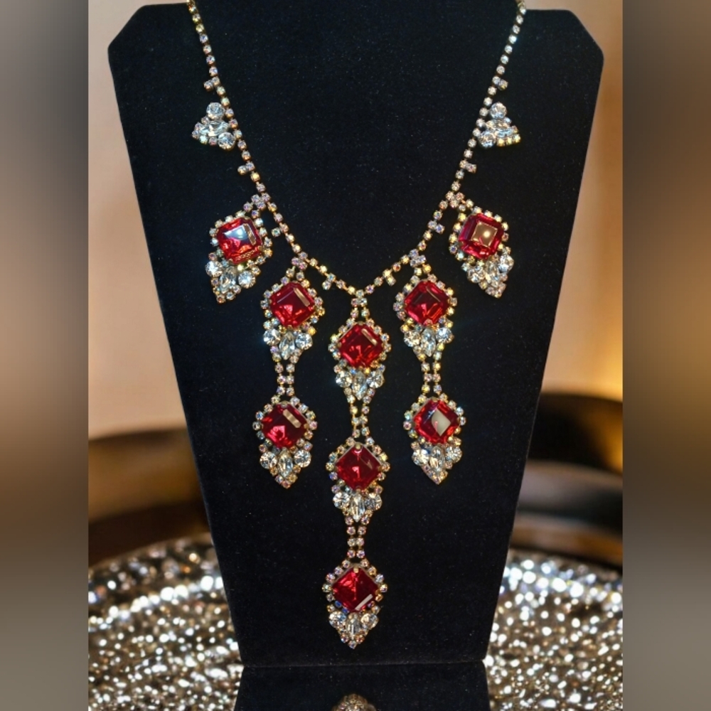 Red Czech Crystal Jeweled Grand Bib Large Drop Tassel Drip Vintage Necklace